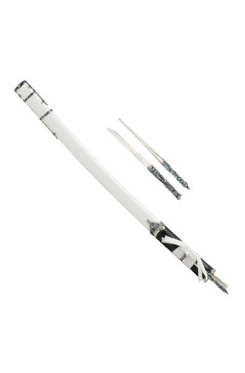 Katana Saya su peiliais balta