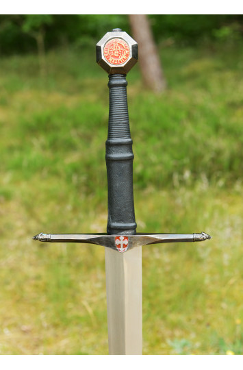 Juodasis riterio kardas, viduramžių kardas su juodomis makštimis