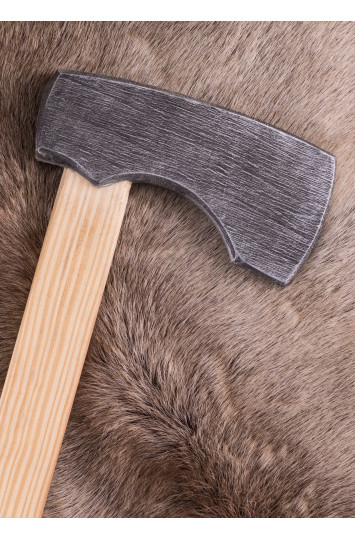 Medinis vaikiškas kirvis