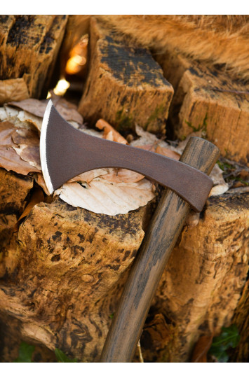 Paulo Cheno mėtomas kirvis Francisca