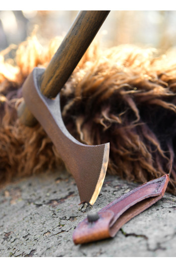 Paulo Cheno mėtomas kirvis Francisca