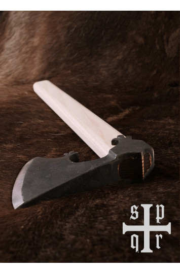 Rommundo kirvis, vikingų kirvis iš Gotlando