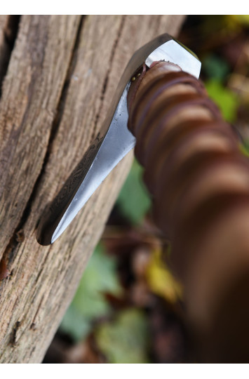 Vikingų kirvis tipas H