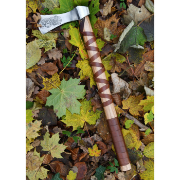 Vikingų kirvis tipas A