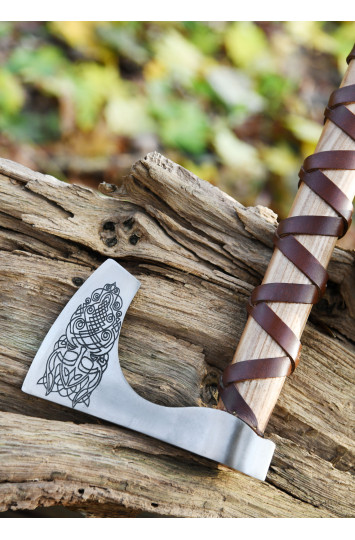 Vikingų kirvis tipas C