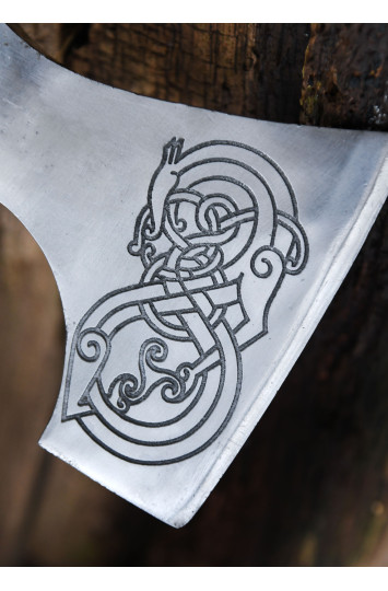 Vikingų kirvis tipas D