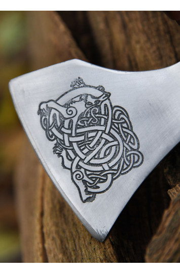 Vikingų kirvis tipas E