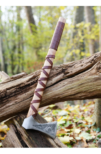 Vikingų kirvis tipas K