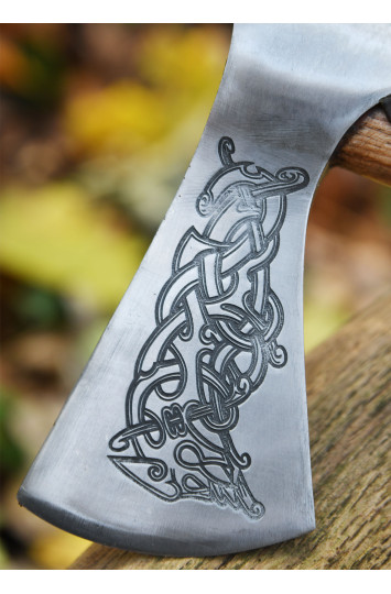 Vikingų kirvis tipas L