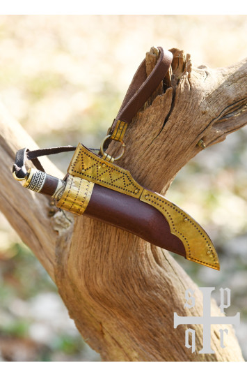 Mažas vikingų peilis, anglinio plieno geležtė, medinė/kaulinė rankena su Torslundos motyvu