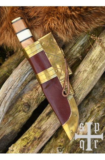 Vikingų peilis, Damasko plieno geležtė ir medinė/kaulinė rankena