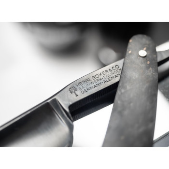 Barzdos skustuvas Black Amboina 