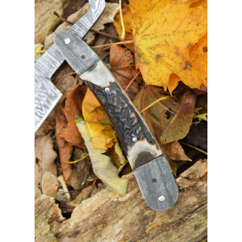 Damasko plieno skustuvas su elnio rago rankena ir odiniu dėklu - butaforija